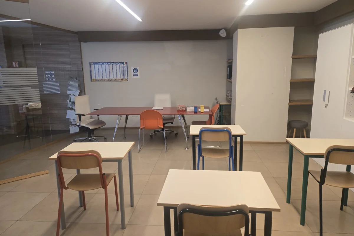 Easy school SRL