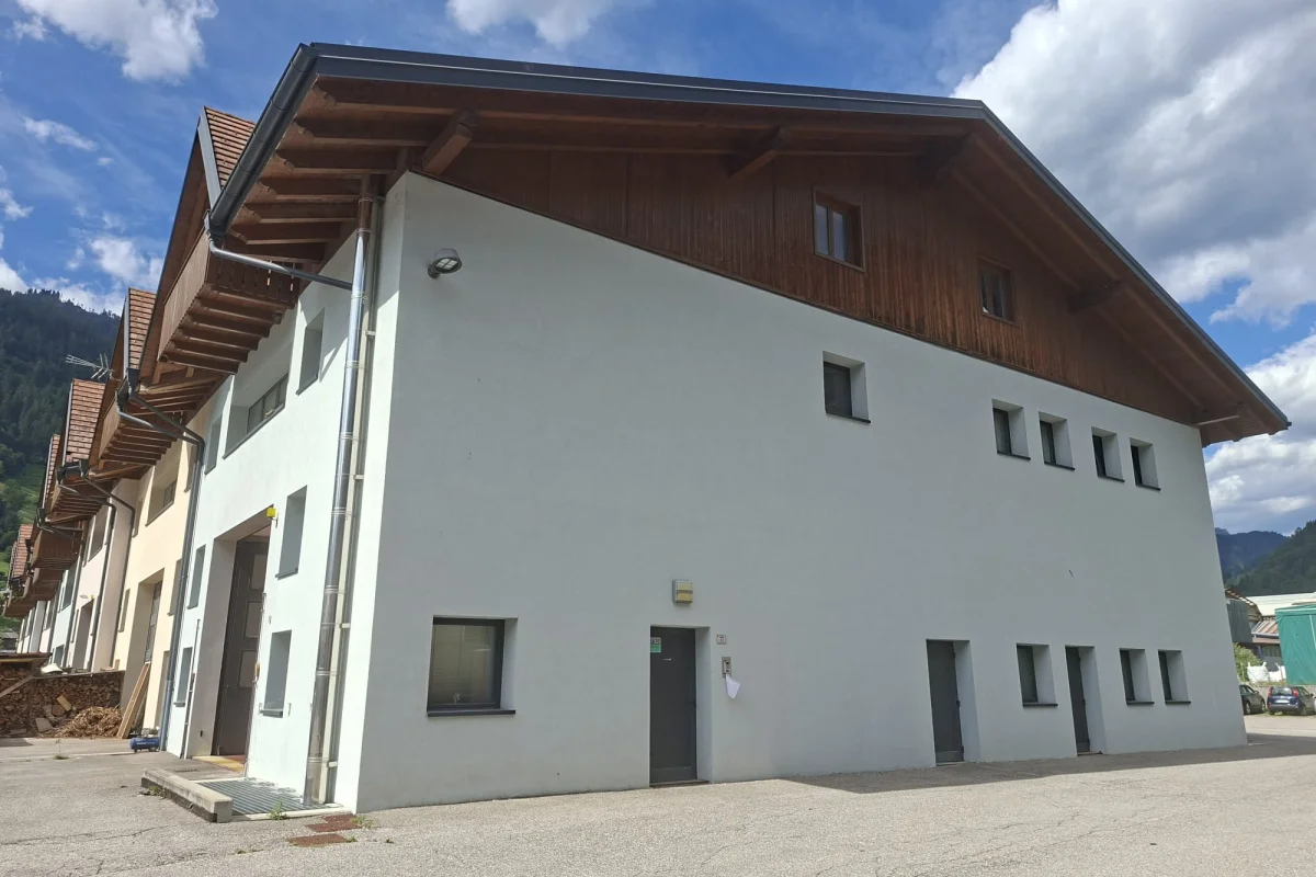 MEZZANO (TN)- UFFICI DIREZIONALI