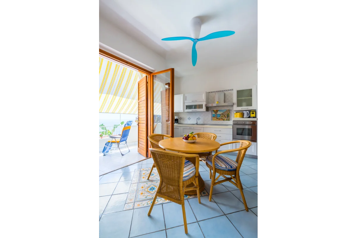 Ufficio con terrazza a strapiombo sul mare — foto 4
