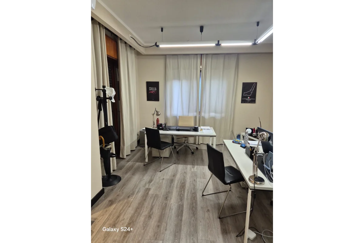 OFFICE CENTER BOTTICELLI