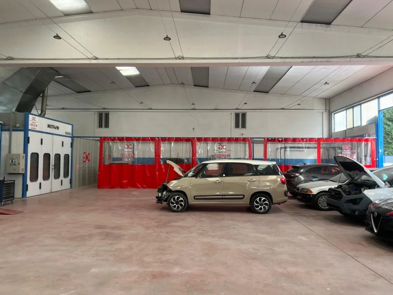Auto carrozzeria Guglielmi srl - Foto 2 della struttura