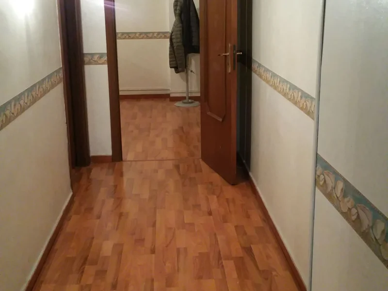Ufficio arredato - Foto 5 della struttura