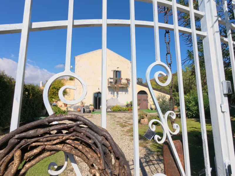 Casa Gialla Sicilia - Foto 2 della struttura