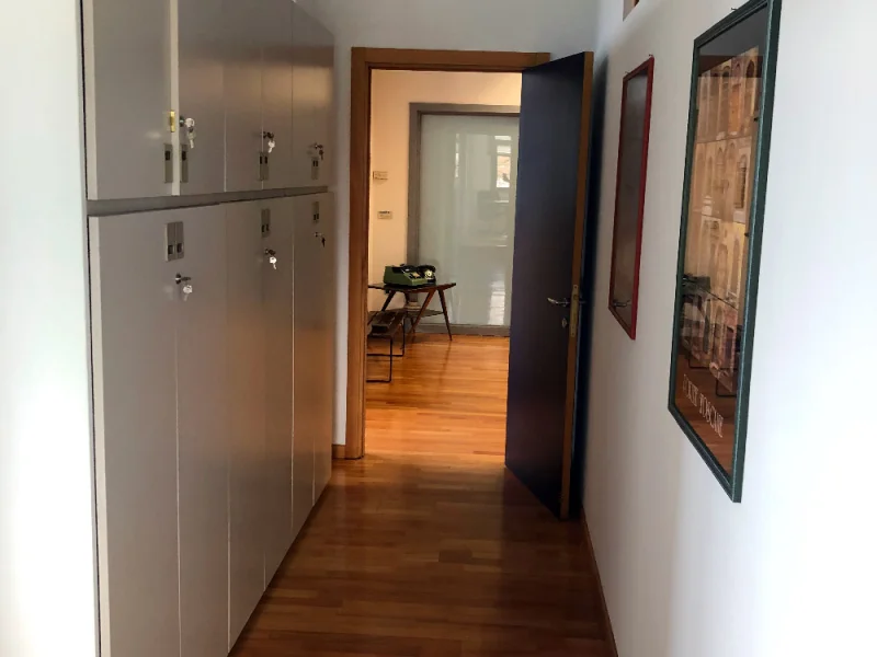 Salceto Uffici stanza 9 - Foto 4 della struttura