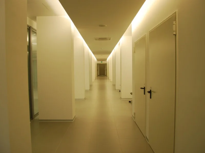 Business Center Banchina dell'Azoto 15 - Foto 4 della struttura