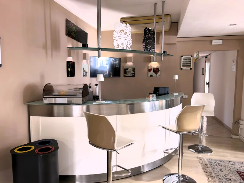 CENTRO DIREZIONALE - Foto 4 della struttura