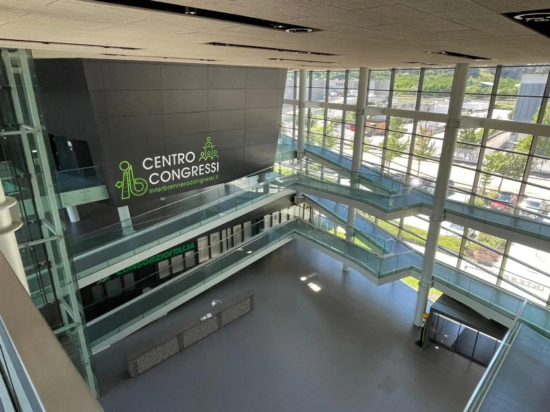 CENTRO CONGRESSI INTERPORTO - Foto 3 della struttura