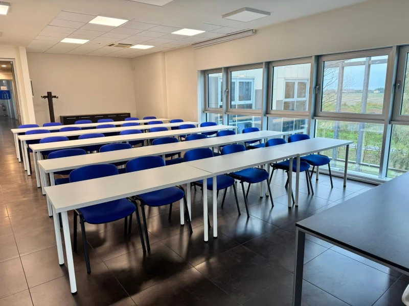 EDILSCUOLA PISANA SRL - Foto 2 della struttura