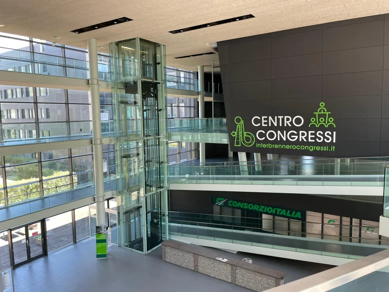 CENTRO CONGRESSI INTERPORTO - Foto 4 della struttura