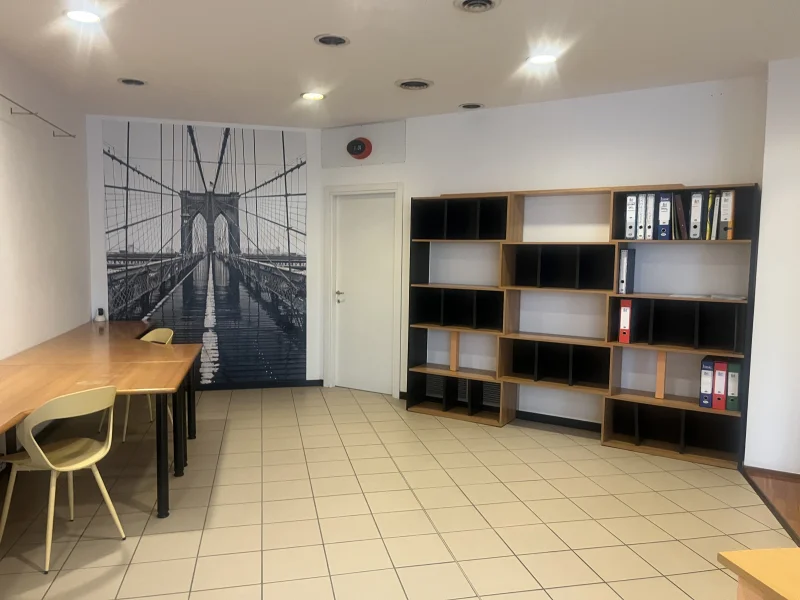 COWORKING CORREGGIO - Foto 5 della struttura