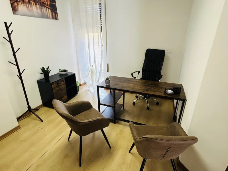 Studio per professioni sanitarie a Velletri (RM) - Foto 4 della struttura