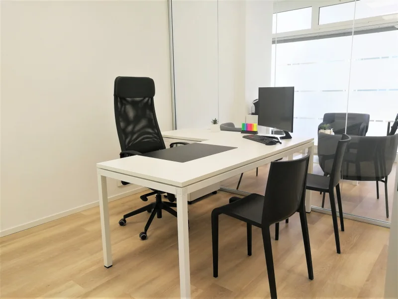 Jstudio Coworking Riccione - Foto 2 della struttura