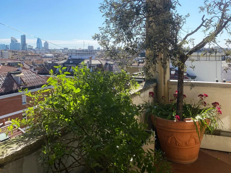 Ottavo piano - Foto 4 della struttura