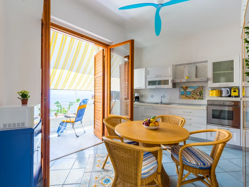 Ufficio con terrazza a strapiombo sul mare - Foto 3 della struttura