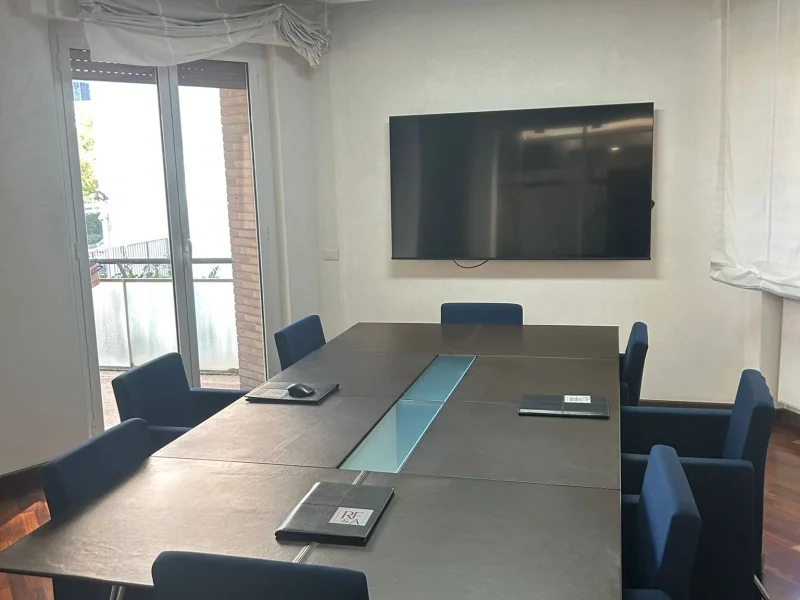 EUR LAGHETTO SALA RIUNIONI IN STUDIO PROFESSIONALE - Foto 4 della struttura