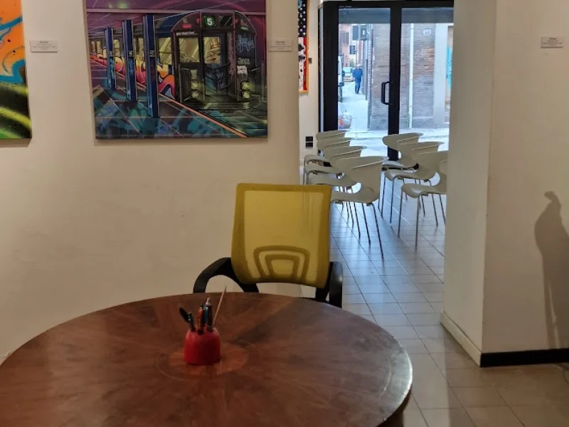 Idearte Gallery - Foto 5 della struttura