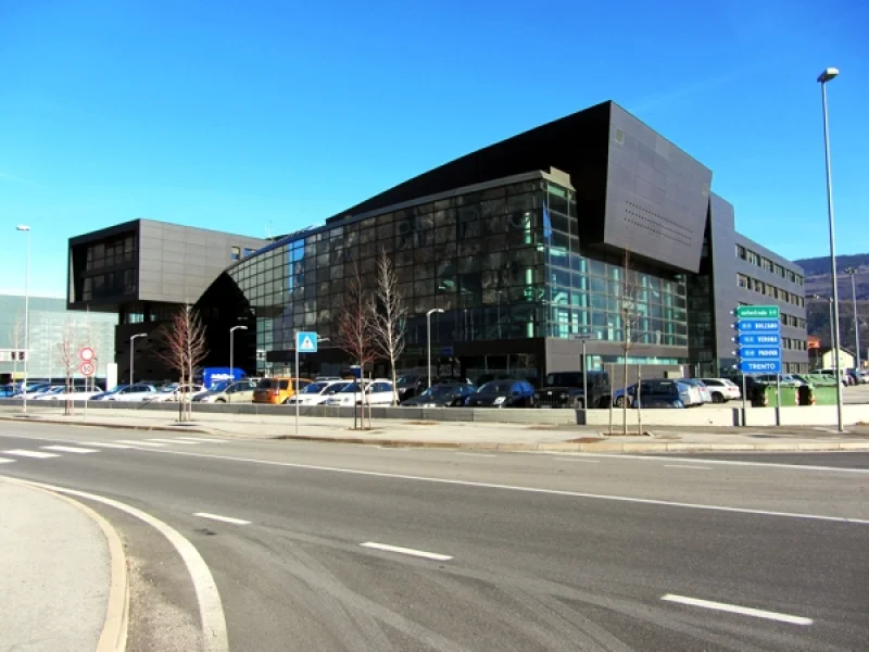 CENTRO CONGRESSI INTERPORTO - Foto 2 della struttura