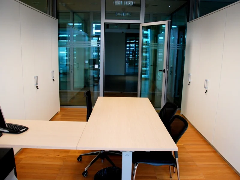 Business Center Banchina dell'Azoto 15 - Foto 3 della struttura