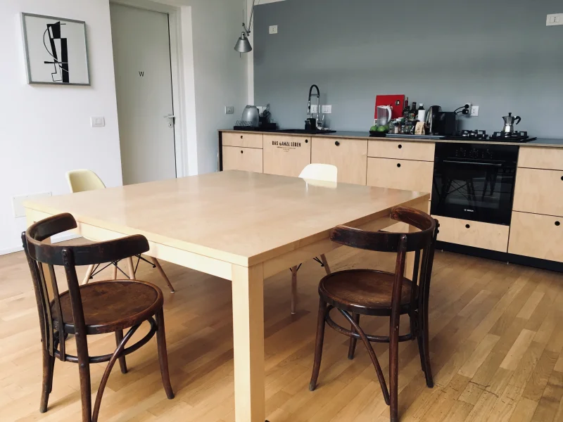 The Wrong Place - Foto 4 della struttura