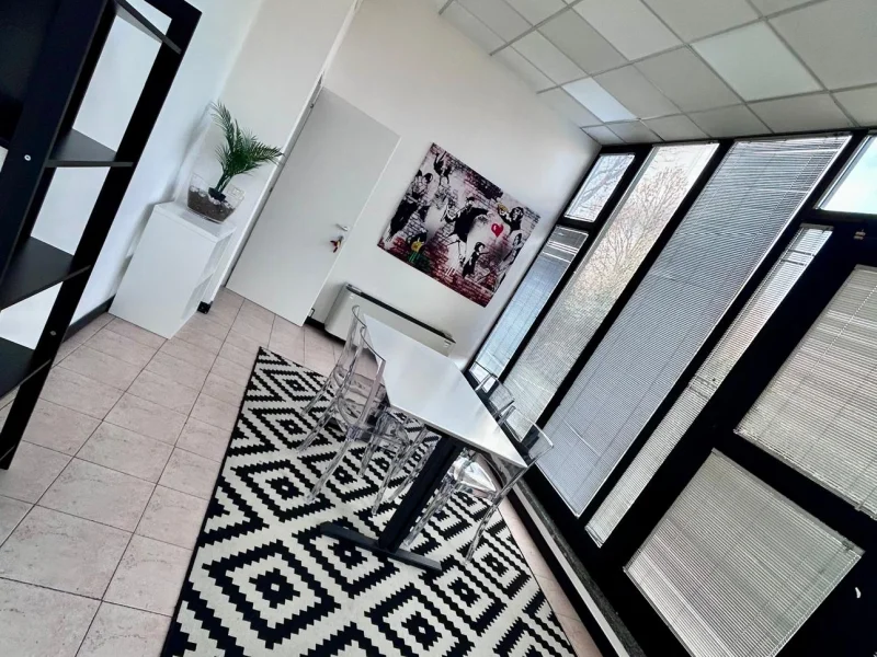 BUSINESS CENTER HUB - Foto 4 della struttura